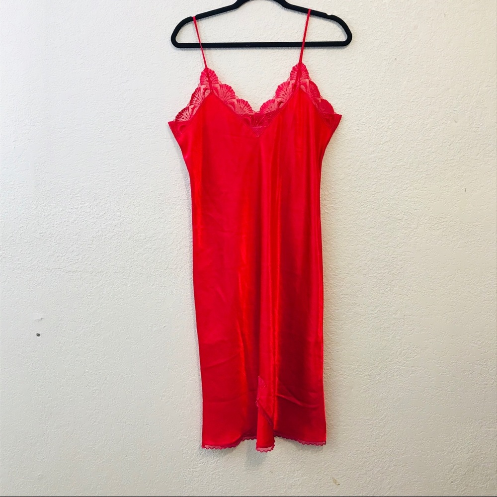 Vintage Victoria’s Secret slip dress night gown